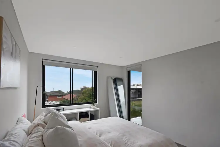 Fourth view of Homely apartment listing, 4/10 Moore Street, Bondi NSW 2026