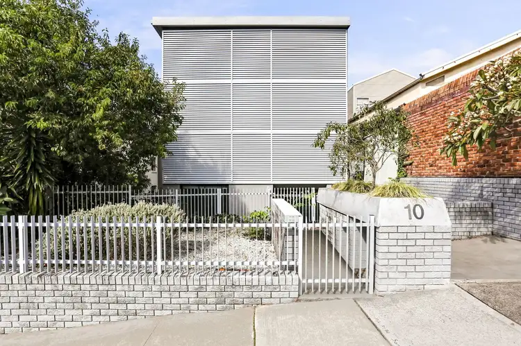 Fifth view of Homely apartment listing, 4/10 Moore Street, Bondi NSW 2026