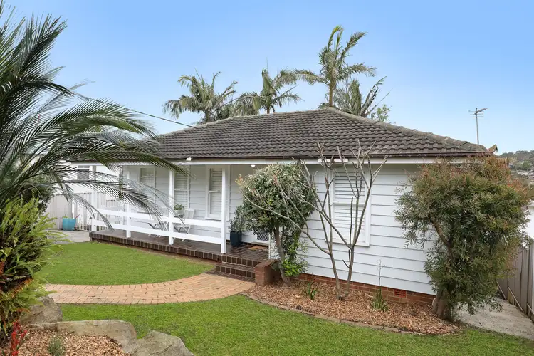 15 Frost Parade, Balgownie NSW 2519