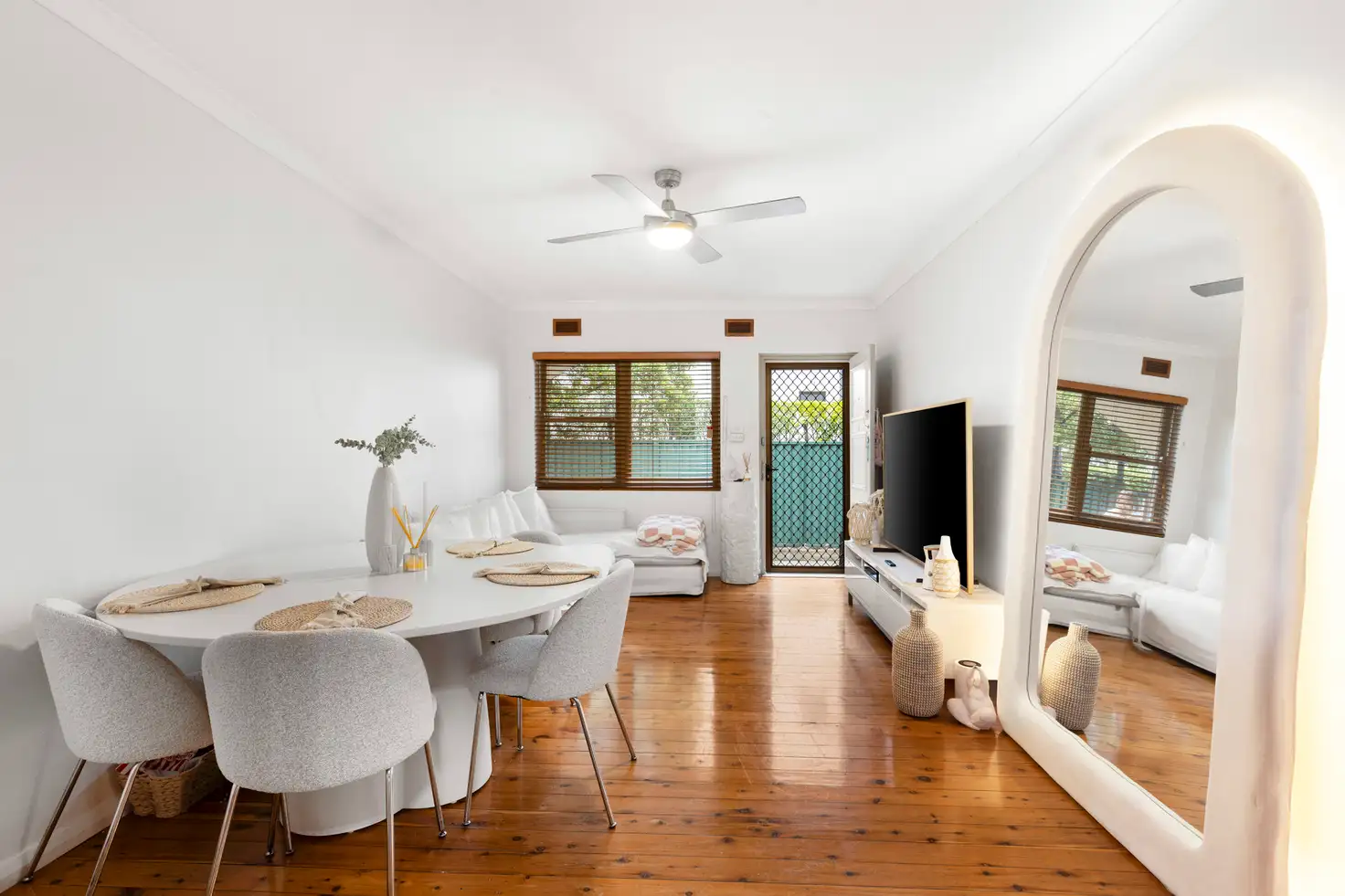 Main view of Homely apartment listing, 4/13 Burke Road, Cronulla NSW 2230