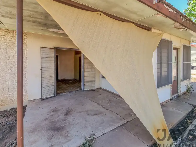12 Marshall Street, Mount Isa QLD 4825