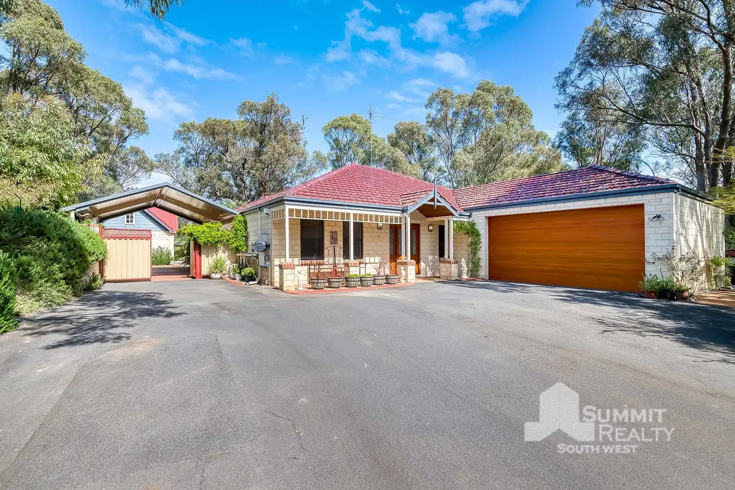 Main view of Homely house listing, 4 Longshore Place, Leschenault WA 6233