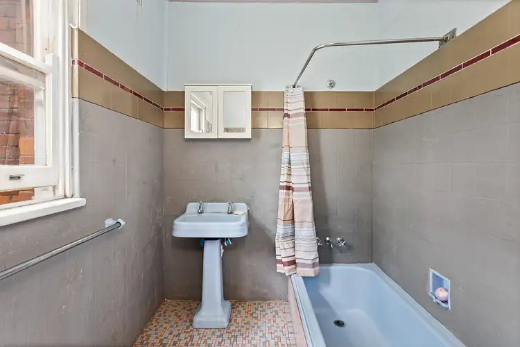 Fifth view of Homely house listing, 1 Greenacre Road, Wollongong NSW 2500