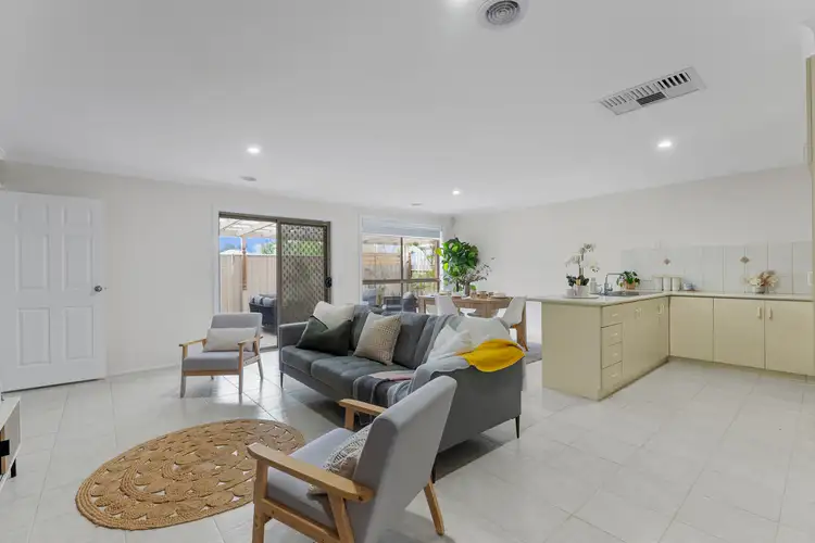 Fourth view of Homely house listing, 16 Di Berardino Way, Hillside VIC 3037