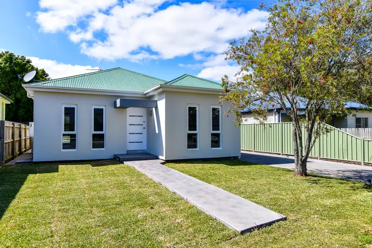 18 North Burge Road, Woy Woy NSW 2256