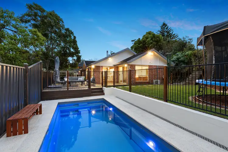 3 Raphael Drive, Hornsby Heights NSW 2077