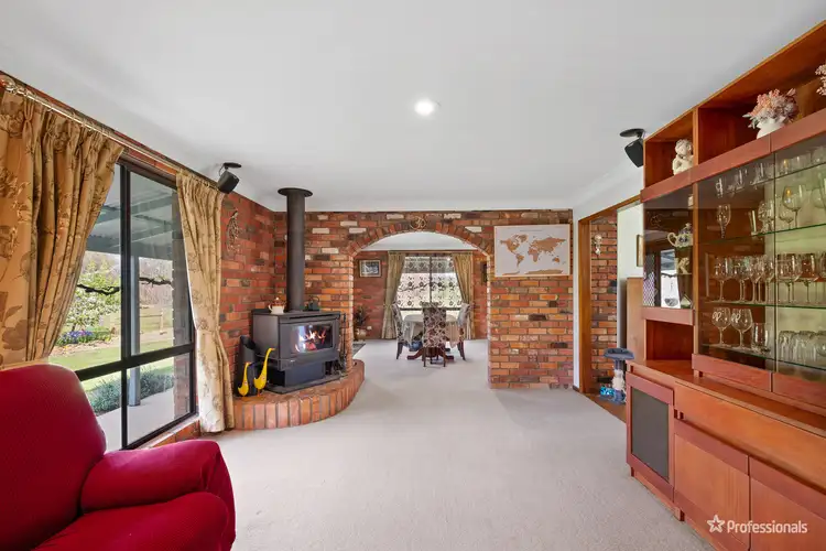 Sixth view of Homely house listing, 32 Menzies Drive, Daisy Hill VIC 3465
