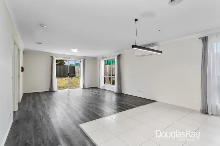 Fifth view of Homely house listing, 9 Kellie Court, Albanvale VIC 3021