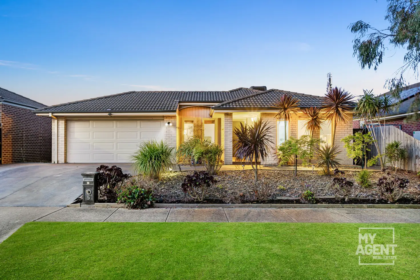 Main view of Homely house listing, 5 Burnside Way, Mernda VIC 3754