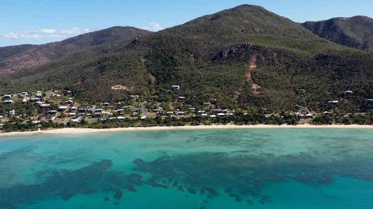 113 Gloucester Avenue, Hideaway Bay QLD 4800