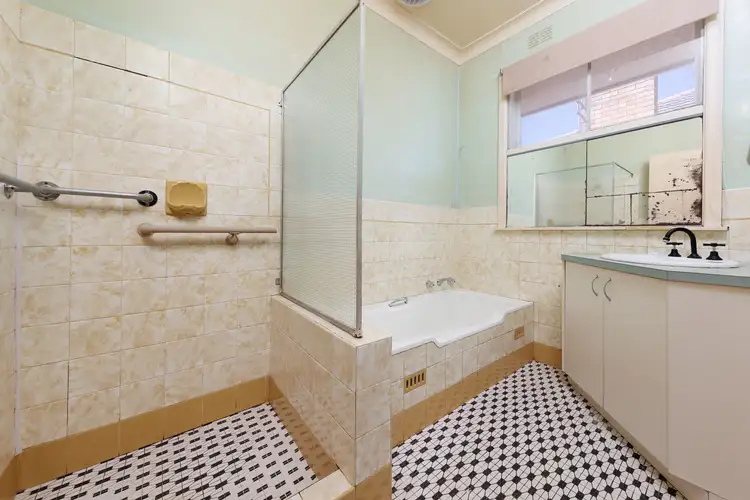 Sixth view of Homely house listing, 19 Fulford Street, Wodonga VIC 3690