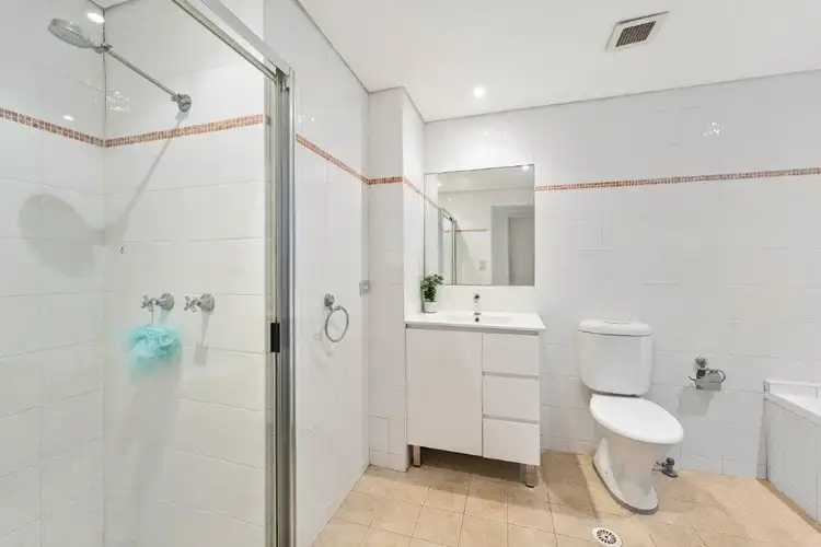 Sixth view of Homely apartment listing, 402/21-25 Urunga Parade, Miranda NSW 2228