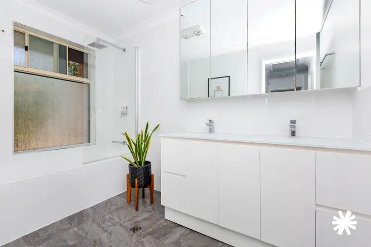 Fifth view of Homely house listing, 2/110 Centre Street, Queens Park WA 6107