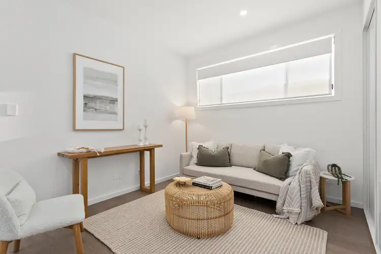Fourth view of Homely semi-detached listing, 1/11 Greyleigh Street, Horsley NSW 2530