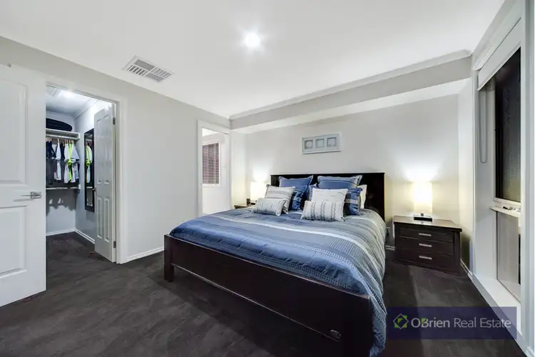 Fifth view of Homely house listing, 30 Champagne Grove, Narre Warren South VIC 3805