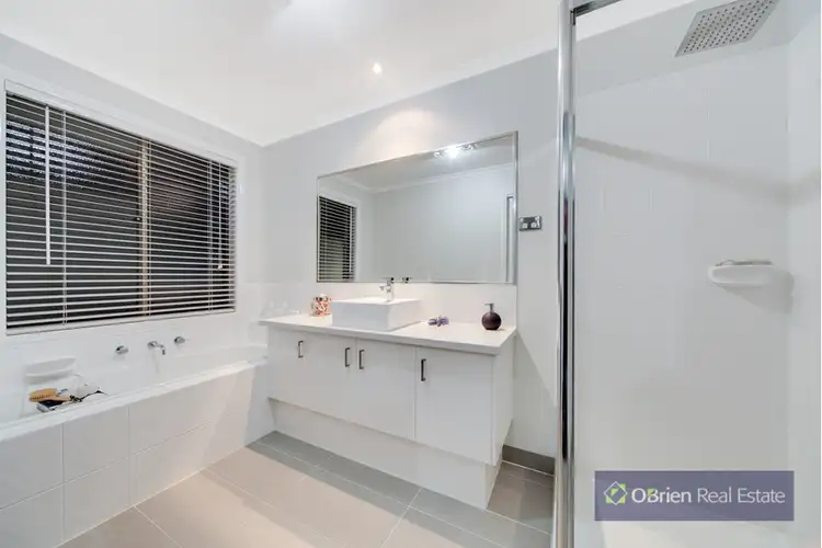 Sixth view of Homely house listing, 30 Champagne Grove, Narre Warren South VIC 3805