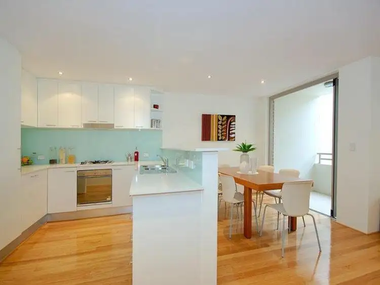 Fourth view of Homely apartment listing, 8/3 Alexander Street, Coogee NSW 2034