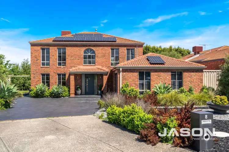 8 Paltara Close, Meadow Heights VIC 3048