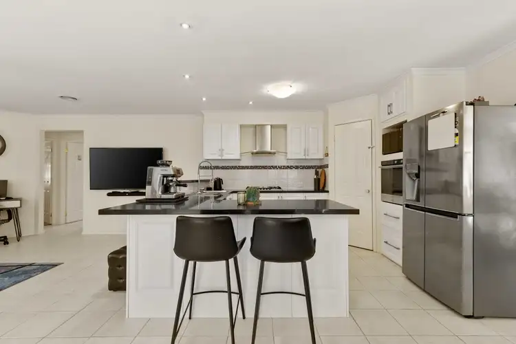 Sixth view of Homely house listing, 6 Langmore Drive, Hillside VIC 3037
