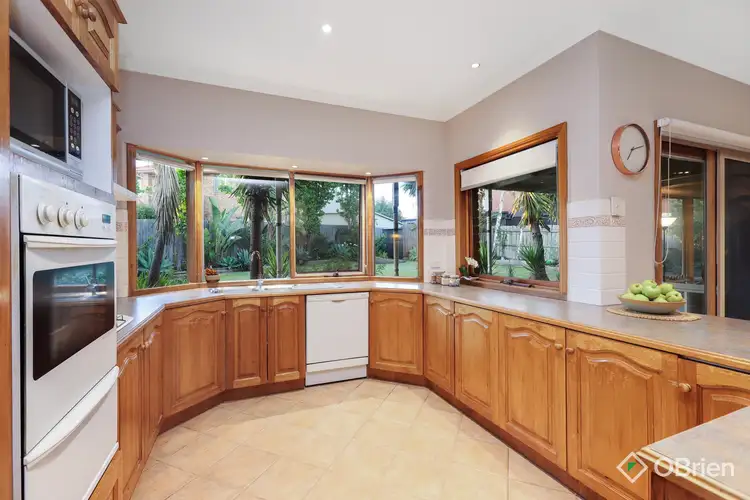 Sixth view of Homely house listing, 8 Remany Close, Hillside VIC 3037