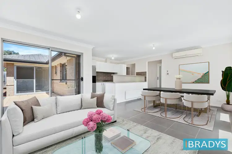 60 Elizabeth Jolley Crescent, Franklin ACT 2913