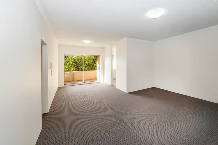 16 Kitchener Street