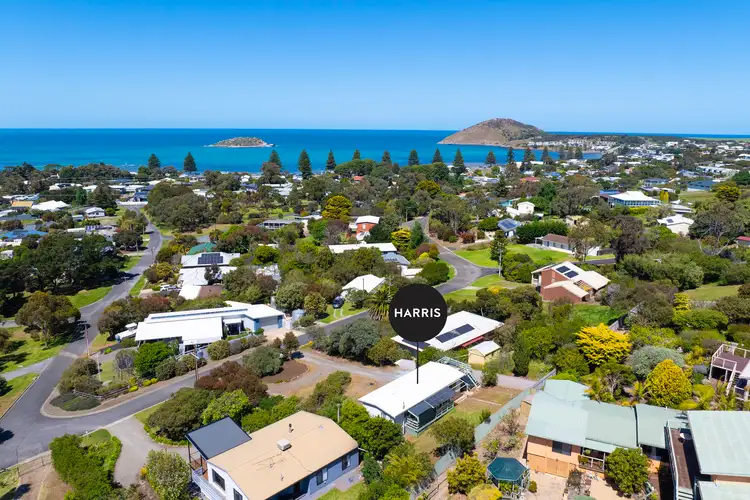 13 Harpoon Avenue, Encounter Bay SA 5211