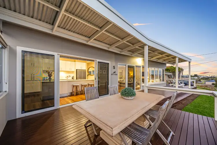 5 Heggerton Street, Mccracken SA 5211
