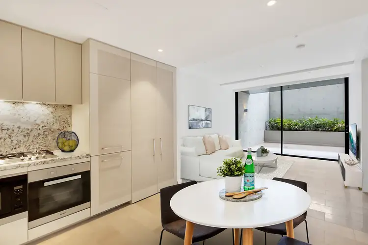 101/153-165 Brougham Street