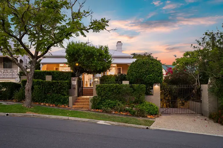 27 Penrose Street, Auchenflower QLD 4066