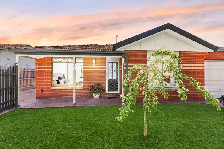 Main view of Homely villa listing, 1/40 Woodland Street, Strathmore VIC 3041
