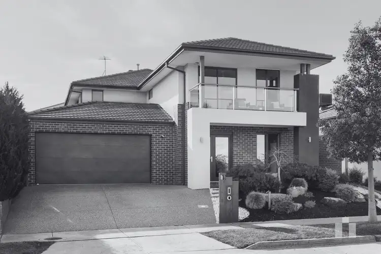 33 Marley Boulevard, Doreen VIC 3754