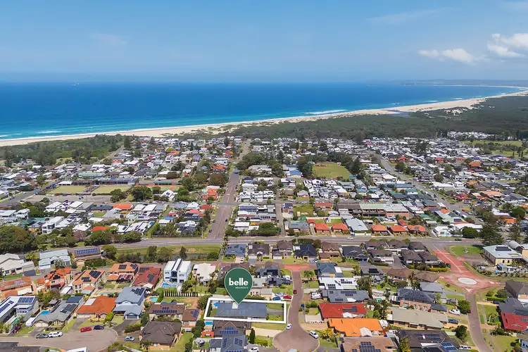 Second view of Homely house listing, 8 Callicoma Place, Redhead NSW 2290