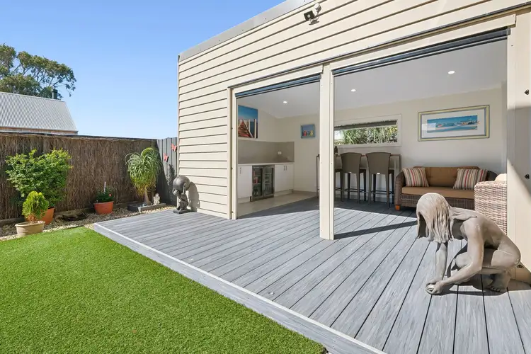 42 Davies Street, Safety Beach VIC 3936