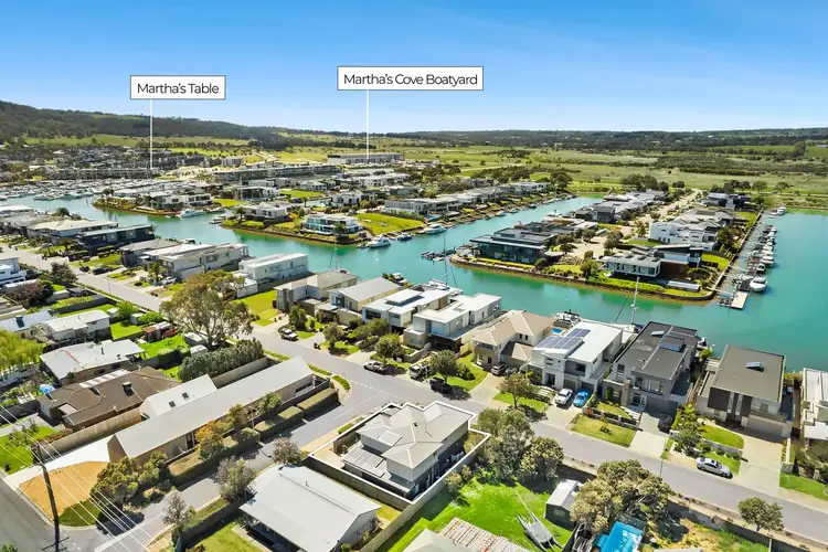 42 Davies Street, Safety Beach VIC 3936