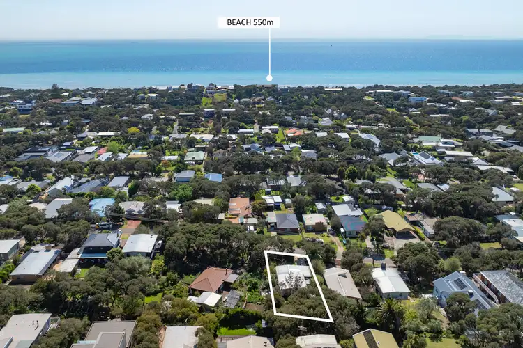17 Roslyn Avenue, Rye VIC 3941