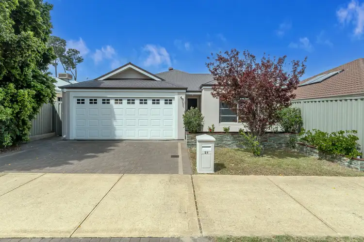 28 Columbia Parkway, Piara Waters WA 6112