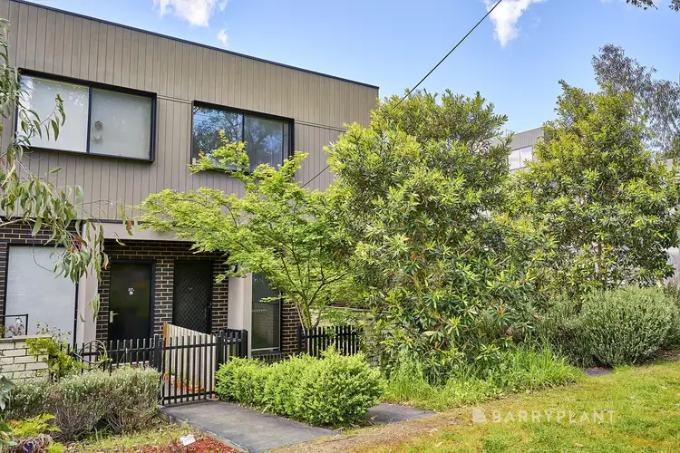 39 Cambridge Road, Mooroolbark VIC 3138