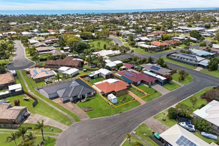 Second view of Homely house listing, 5 Phoenix Court, Kawungan QLD 4655