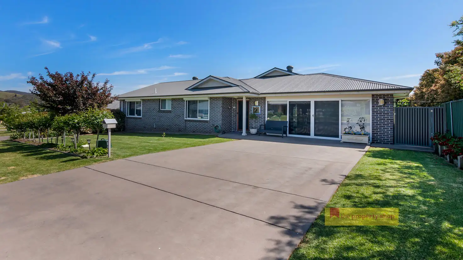 Main view of Homely semi-detached listing, 8 Menah Avenue, Mudgee NSW 2850