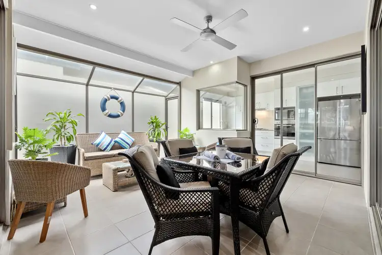 98/299 Napper Road, Arundel QLD 4214