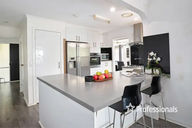 32 Eileen Grove, Woori Yallock VIC 3139