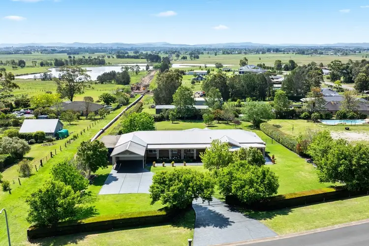 21 Reflection Drive, Louth Park NSW 2320