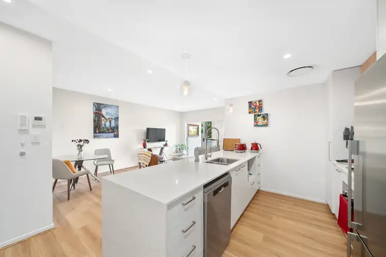 Sixth view of Homely apartment listing, 2/90 Ryans Road, Nundah QLD 4012