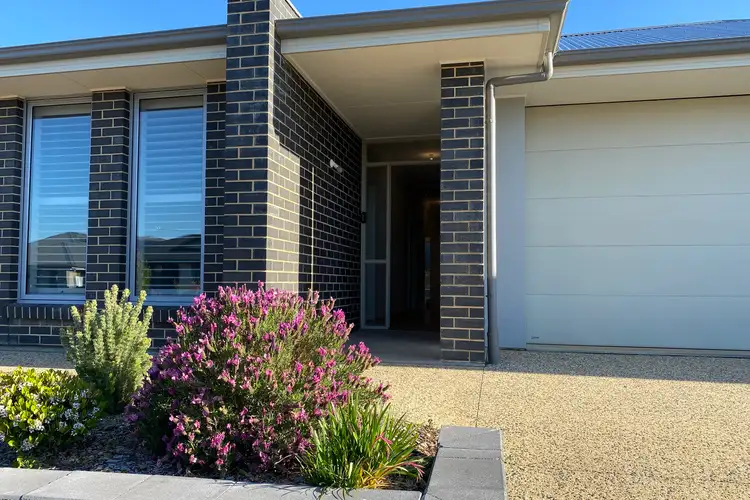 27 Clarence Street