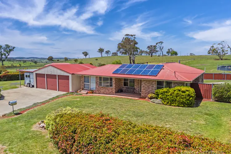 7421 Guyra Road, Guyra NSW 2365
