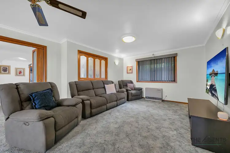 Third view of Homely house listing, 5 Magnolia Court, Werribee VIC 3030
