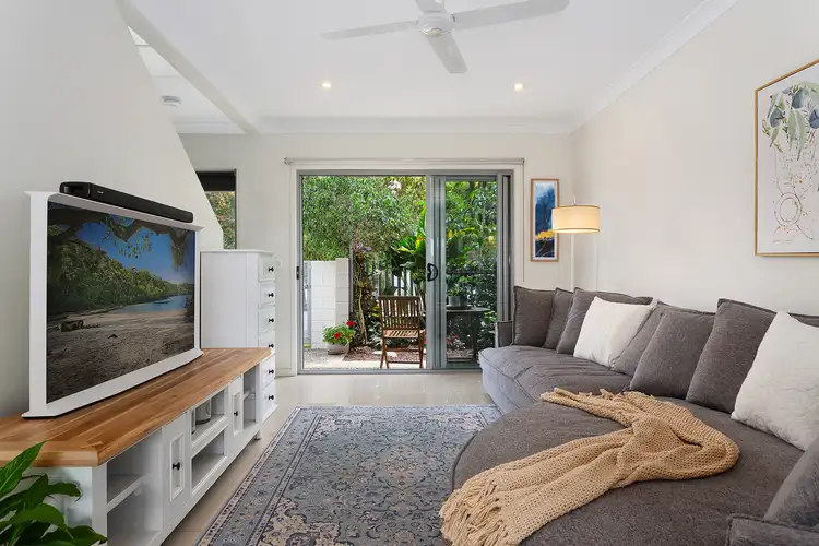 6 Indigo Road