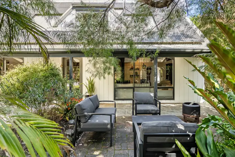 8 First Avenue, Bridgewater SA 5155