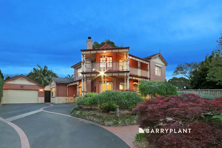 12 Rosewood Boulevard, Lysterfield VIC 3156